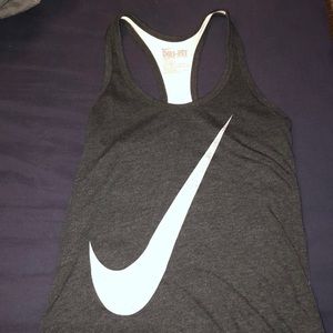 Nike Dri-Fit Tank (XS)